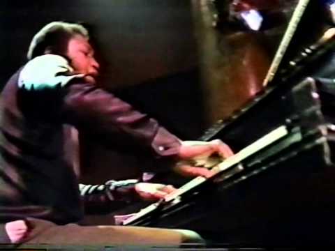 Pharoah Sanders at the Great American Music Hall in SF CA 1985 (complete)