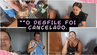 “O desfile de Joinville foi cancelado… então passamos o dia assim em casa | Vlog”