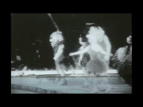 HOLIDAY ON ICE, 1973 - Flintstones on ice, finale.