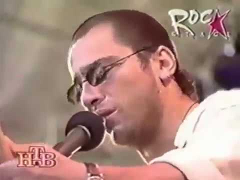 Чёрный Обелиск - Я Остаюсь (Выступление в Таганском Парке 1994)