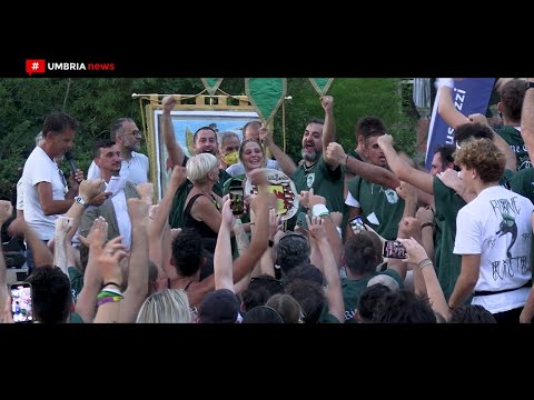 Palio delle barche 2022 // Oliveto vince, Passignano sul Trasimeno è biancoverde [UMBRIA NEWS]