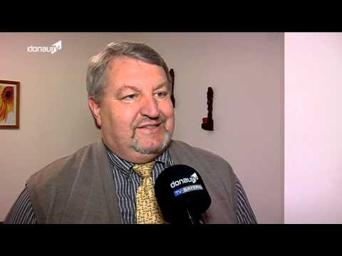 Maibaum gegen drohende Schulschließung -- die Bürger in Grattersdorf wehren sich