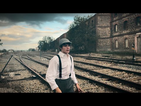 Shara Pablos - Quiero quedarme contigo (Videoclip Oficial)