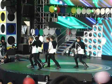 [Fancam] 120521 MBC Korean Music Wave in Google - MBLAQ - Oh Yeah