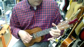Video thumbnail for Test Ukulele UK-21 Soprano by Roman Volkov