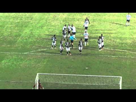 [GOL DO CORITIBA] Léo Gago contra o Figueirense