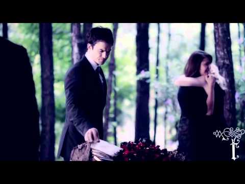 The Vampire Diaries - Bonnie's memorial [5x04]