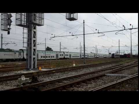 TRENORD IN TRANSITO A CAVA TIGOZZI. (CR) 8 - 10 - 2016