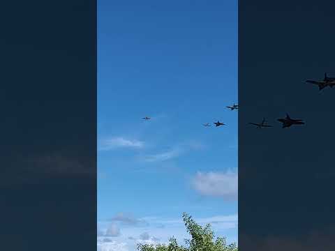 USAF F-16, F-22, P-51, A-10 Heritage Flight at Stuart Air Show