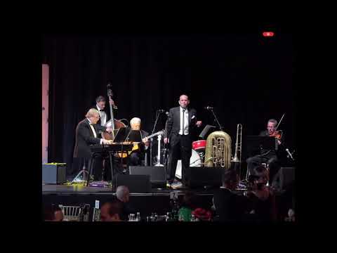 Richard Halpern Sings “Happy Feet” (1929)