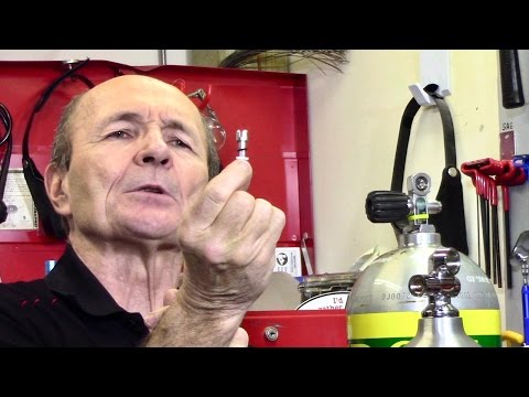 Servicing Your Tank Valve - Scuba Tech Tips: S05E06