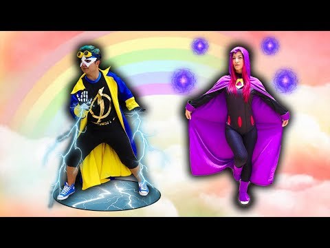 MALOUCOS FINGE BRINCAR de SUPER-HERÓI  - Pretend Play Super Hero