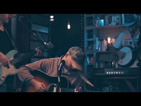 barrett - Somebody You Really Care About | Live from Earbonez Studio