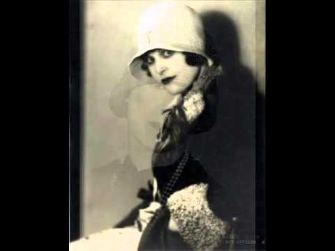 The Charleston Chasers - My Melancholy Baby - 1928.