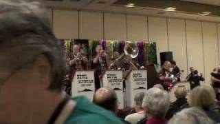 Devil Mountain Jazz Band  "East St Louis Toddle-O"