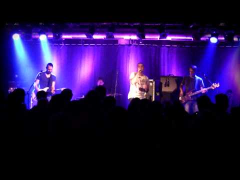 MANUEL NORMAL - "Früha" (live at Stadtwerkstatt)