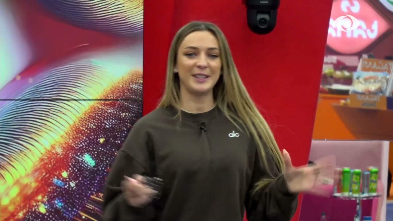 Juela tregon barcoletën, para Kristit dhe Markos