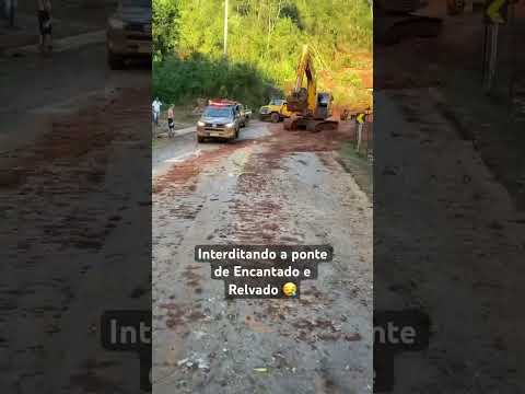 Interditando a ponte! #riograndedosul #brasil #valedotaquari #noticias #encantado #relvado