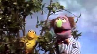 Classic Sesame Street - Pretty Little Song