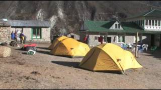 preview picture of video 'Dingboche to Lobuche - Everest base camp trek'