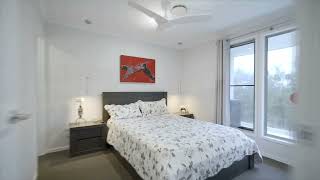 98 Lake Serenity Boulevard, Helensvale, QLD 4212