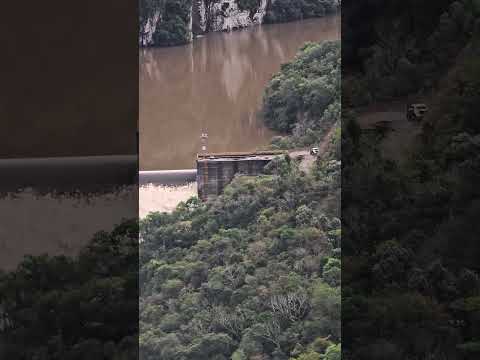Pequena Central Hidroelétrica Palanquinhos, Caxias do Sul! 50cm acima do topo da Barragem! #cheia