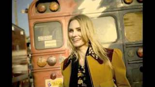 Aimee Mann / Til&#39; Tuesday  - Everythings Different Now