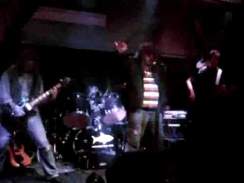 Levitating Dog - Standardní večery