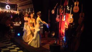 Speakeasy Trio: Kenna, Sahina &amp; Avienn