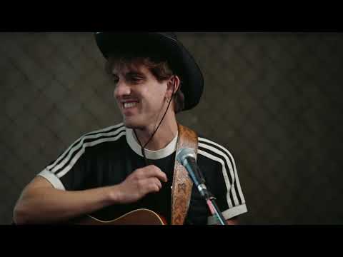ISLA DE CARAS | adidas Originals Superstar Session #06