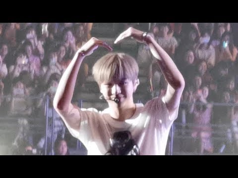 190816 Kang Daniel running ard to Thank all - Color On Me fanmeeting Singapore