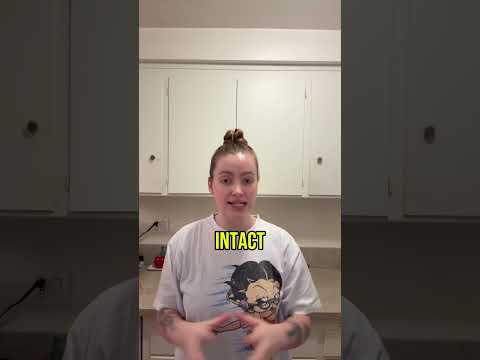 Her dream fruit tray shattered 😭 🎥 @sarahcha.part2