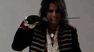 Alice Cooper - Behind the Scenes of a &quot;Paranormal&quot; Photo Shoot