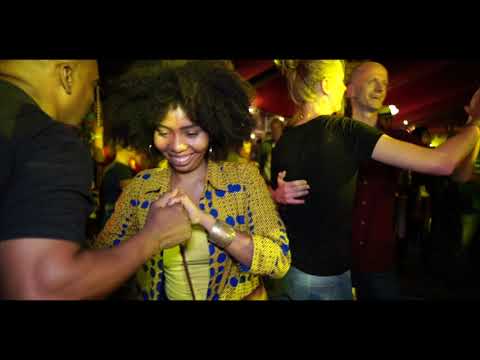 download lagu mp3 mp4 Antilliaanse Feesten, download lagu Antilliaanse Feesten gratis, unduh video klip Antilliaanse Feesten