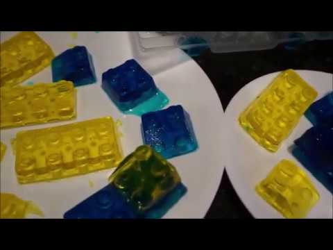 Day 32: Jello Play Construction Bricks (like LEGO(r))