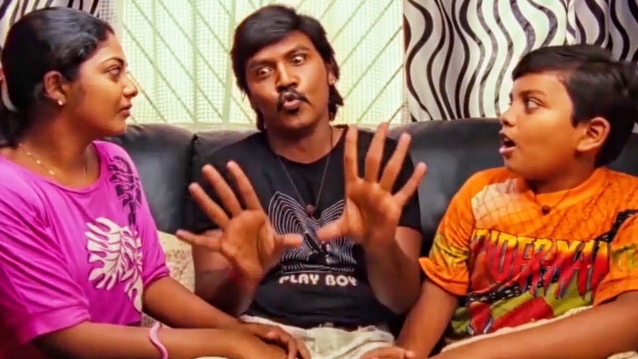 Raghava's Reaction To Scary Stories | Kanchana Hindi Dubbed Movie Scene | Goldmines