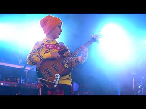 (8yrs) AronTheBassist and the PocketCrew vibing out