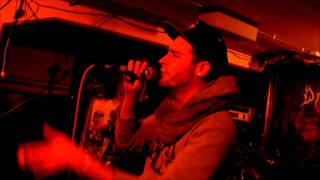 Young Sam (KVH) Feat. Frozen Stuff - Vom Opfer Zum Vorbild (Live @ Monkey's Club Sargans 2013)