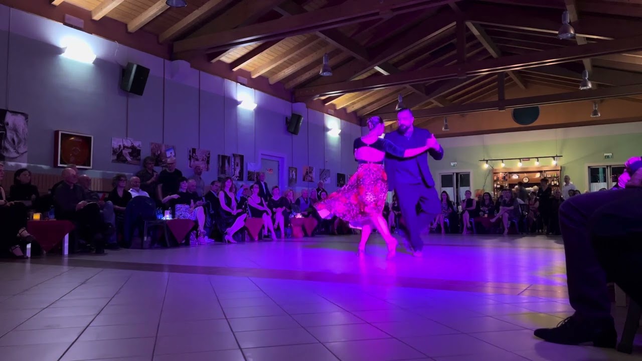 Rino Fraina y Graziella Pulvirenti al Fienile di Viareggio - 1/4- www.laMaquinaTanguera.it