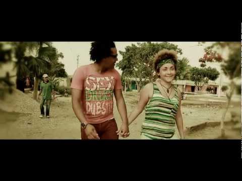 El Amor Es Una Vaina Bacana - Victor R