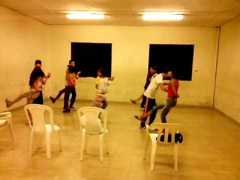 VID_20140421_184308.3gp