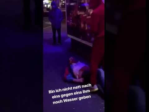 Mo Douzi ist höfflich und gibt seinem Gegner nach 1gg1 Wasser 😂😂😂