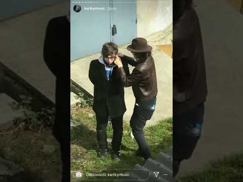 Kartky Kość w uchu!