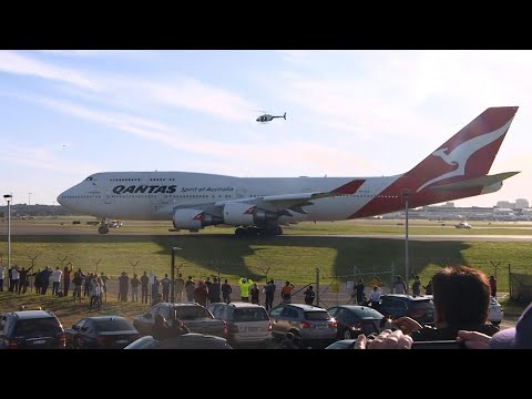 Final Qantas 747 jet takes off from Australia | AFP