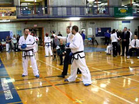 ITF Taekwon-Do - Mens Finals Hyperweight Sparring (Round 2)