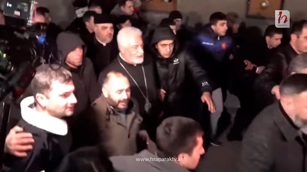 10 տիրադավները ինչպես են հեռանում Մայր Աթոռից