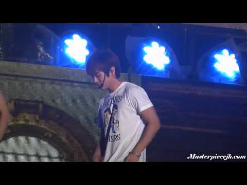 [fancam] 110813 SHINee Jonghyun cute smile Hello Rehearsal @ Incheon Corea Music Wave