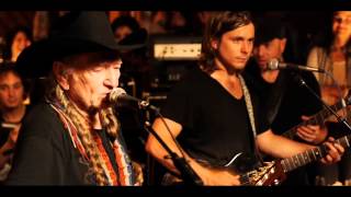 Willie Nelson & Lukas Nelson Live
