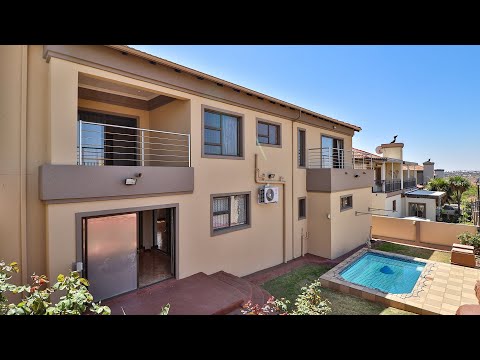 8 Leopard Rock, South Crest