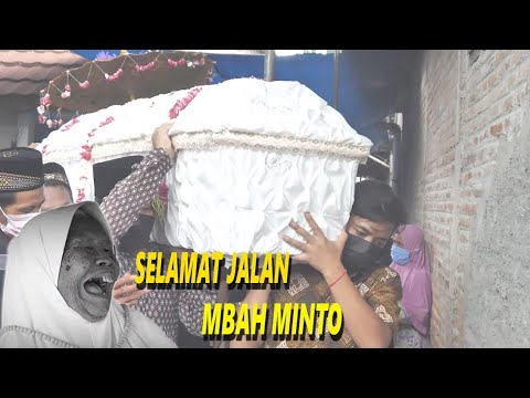 Kesedihan Pilu Iringi Pemakaman Mbah Minto
